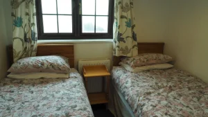 12 The Lookout Holiday Apartment 2 Mevagissey Cornwall - Twin Room